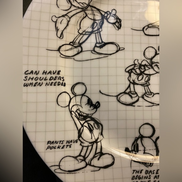 DISNEY Mickey Mouse Sketch Book Ceramic Plate - Picture 8 of 9